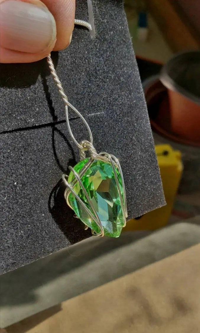 VERES™ Big Sparkle Peridot Green  DROP Dangle Drop Silver Lithuanian Crystal Pendant w 22 inch silvery chain-Large 30x22mm - Tartarian Treasures & Trinkets