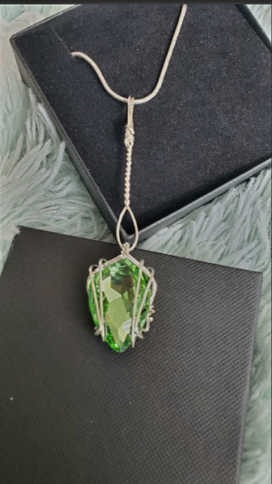 VERES™ Big Sparkle Peridot Green  DROP Dangle Drop Silver Lithuanian Crystal Pendant w 22 inch silvery chain-Large 30x22mm - Tartarian Treasures & Trinkets