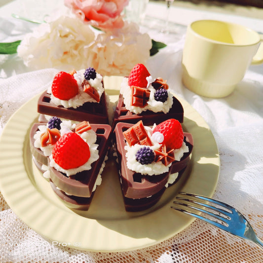 1 Realistic Handmade Waffle Culinary Dessert Candle