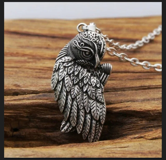 OWL Lovers! Vintage Style 3 inch tall  Antique Silver Owl Pendant Fine Detailed w 22inch chain! Spirit animal